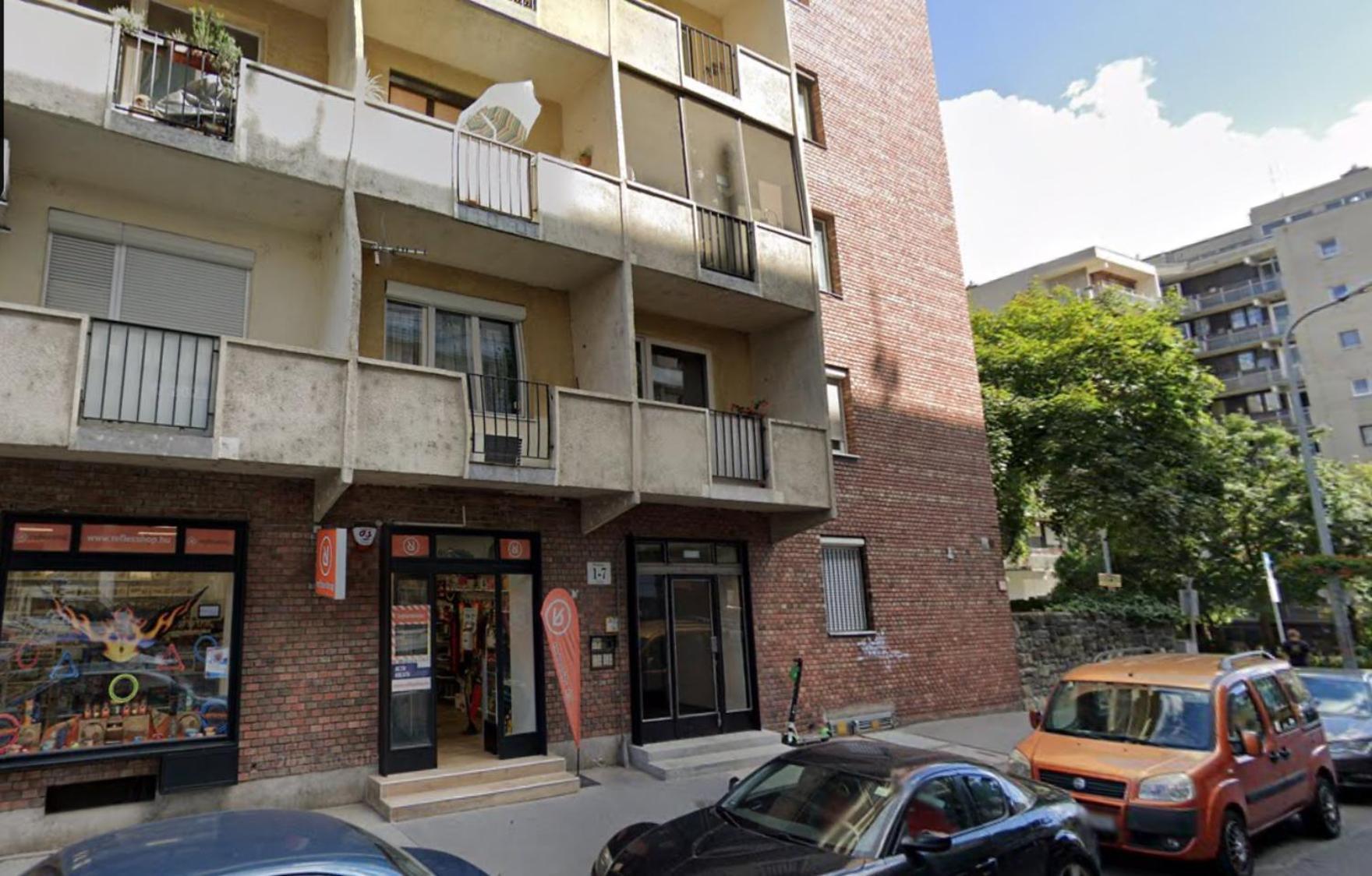 Blue Deer Apartment
